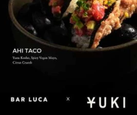 BAR LUCA SENAYAN JAKARTA  FRIDAY