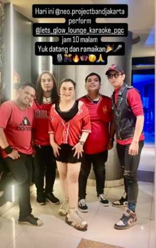 LETS GLOW (PGC) KTV LOUNGE BAR - FRIDAY