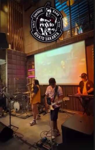 BLACK CHAMP TEBET JAKARTA - SATURDAY