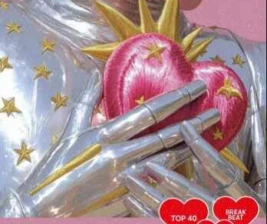 AMORA BLOK M JAKARTA  IKISS