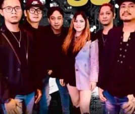 WOODEN BAR RESTO GADING SERPONG  CHILL OUT