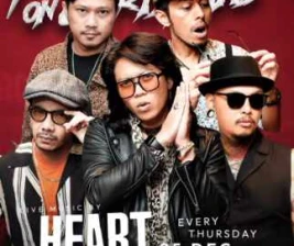 BLUESTORK GADING SERPONG  ROCKING ON THE ROADS