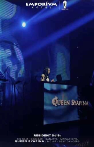 EMPORIUM TEASE CLUB JAKARTA - FRIDAY