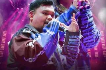 BLAZE SCBD JAKARTA - THURSDAY POP