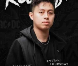 BLUESTORK GADING SERPONG  ROCKING