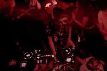 ROSI SENOPATI JAKARTA - UNDER THE INFLUENCE