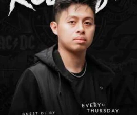 BLUESTORK GADING SERPONG  ROCKING