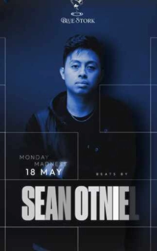 BLUESTORK GADING SERPONG - MONDAY MADNESS